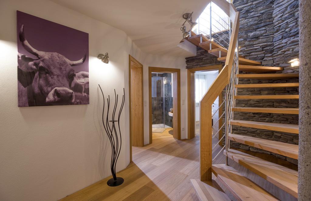 Luxus Ferienwohnung Almhuette Brixen im Thale Room photo